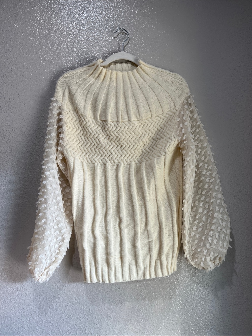And the Way Cream Textured Cowl Sweater Sheer Dot Balloon Sleeves Sz M/L Boho